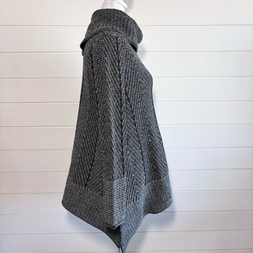 Eight Eight Eight women’s tunic length pullover cowl neck hi/lo sweater Size M - Picture 3 of 15